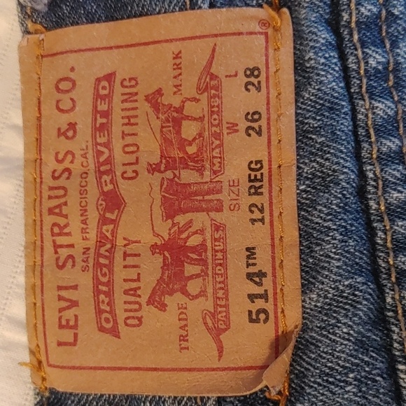 2/$30 BOYS LEVIS RED TAB STRAIGHT LEG JEANS - Picture 4 of 6